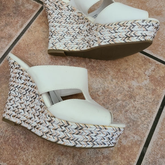 White Platform Sandal - Picture 2 of 7